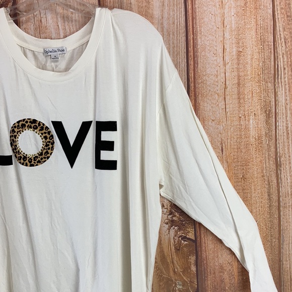 ➡️Ophelia Roe LOVE Long Sleeve Top Size M - Picture 3 of 6
